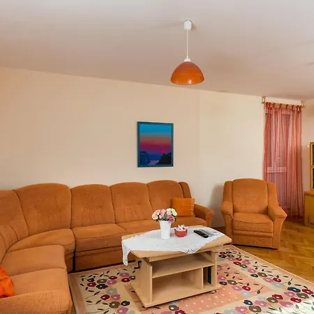 Ventula - Two Bedroom With Sea View *